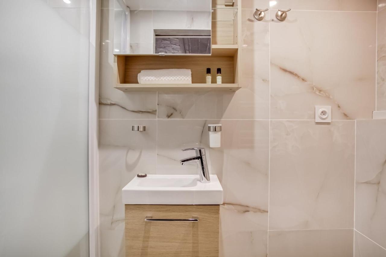Appartamento Flat For 4 Located In The Heart Of Paris Parigi